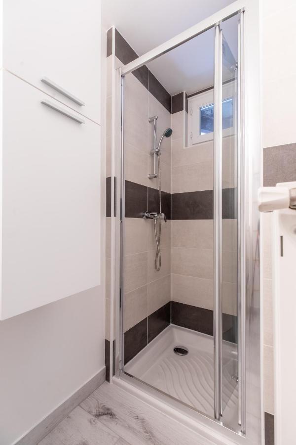 Cosy T2 Renove, Proche Centre-Ville-Fibre/Netflix Монлюсон Екстер'єр фото