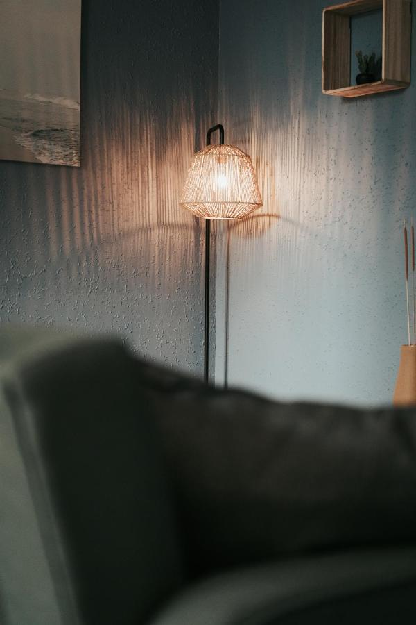 Cosy T2 Renove, Proche Centre-Ville-Fibre/Netflix Монлюсон Екстер'єр фото